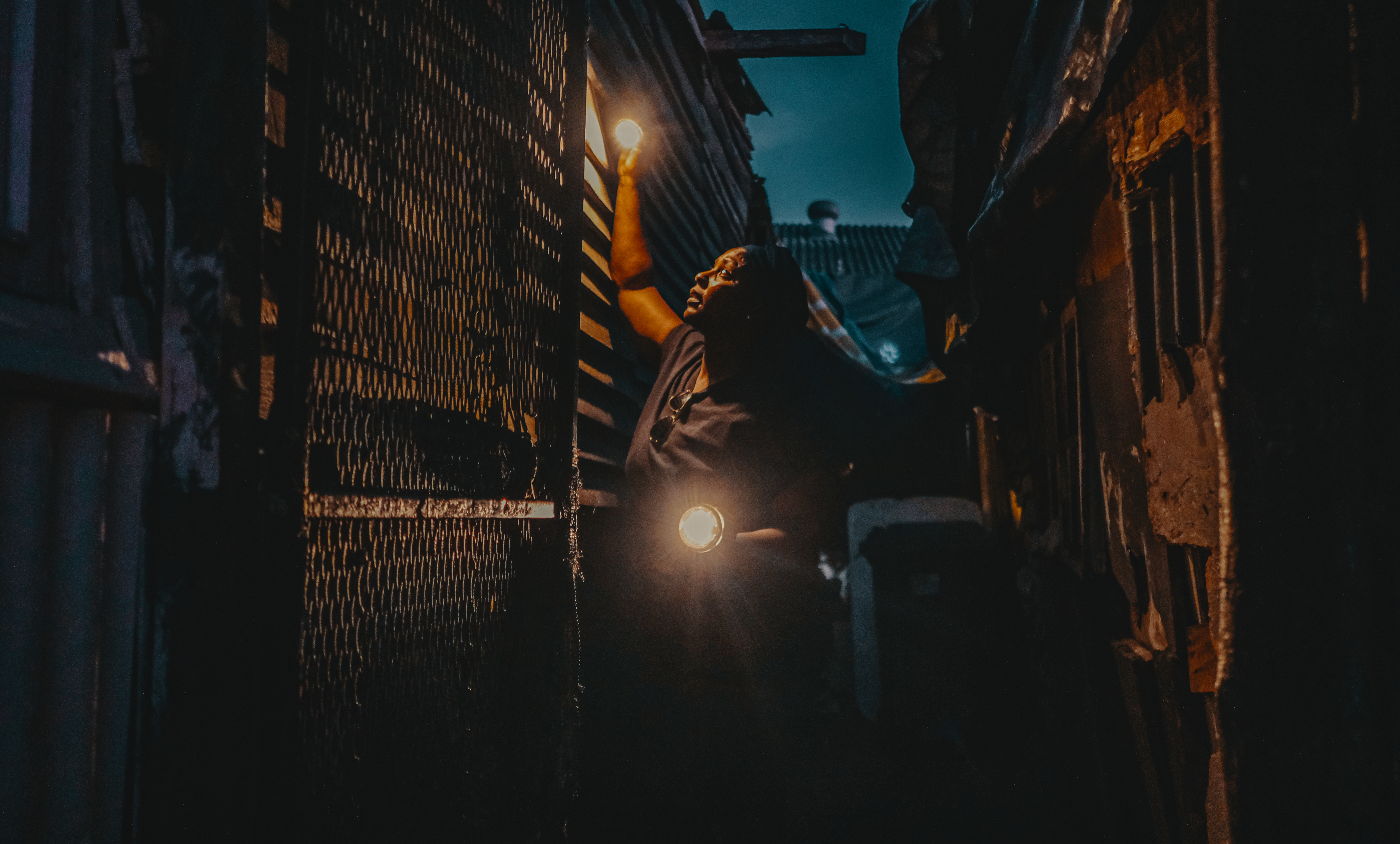 Sonnenglas craftsperson at work in the townships of Johannesburg